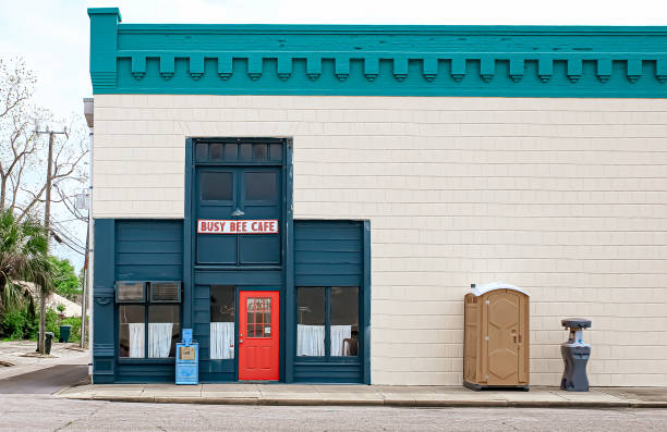 Best Construction site porta potty rental  in Woodson Terrace, MO